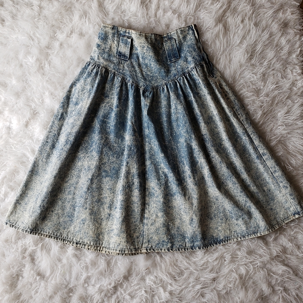 Vintage acid wash denim skirt
